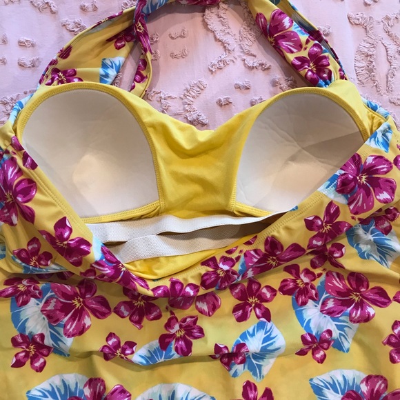 Target Family Collection Tropical Halter Swim Suit - Picture 6 of 9
